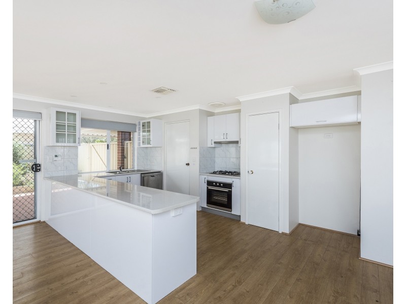 11 Dunbar Court, Meadow Springs WA 6210