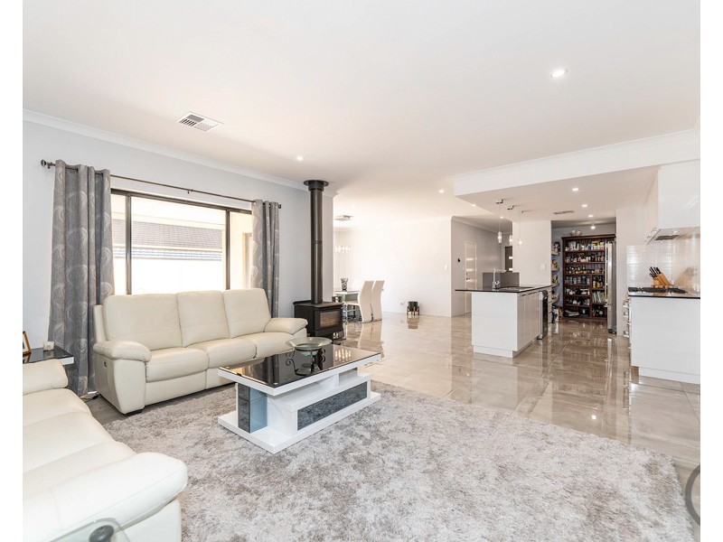 100 Ocean Road, Dawesville WA 6211