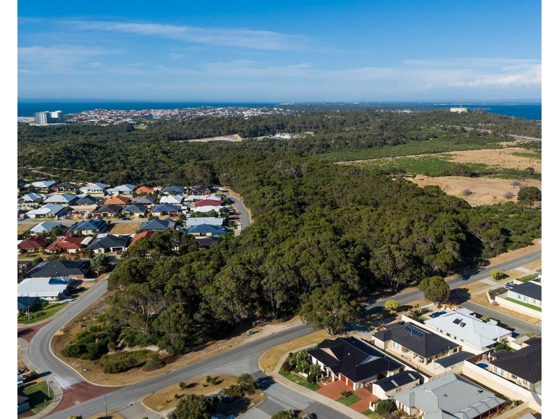 100 Ocean Road, Dawesville WA 6211