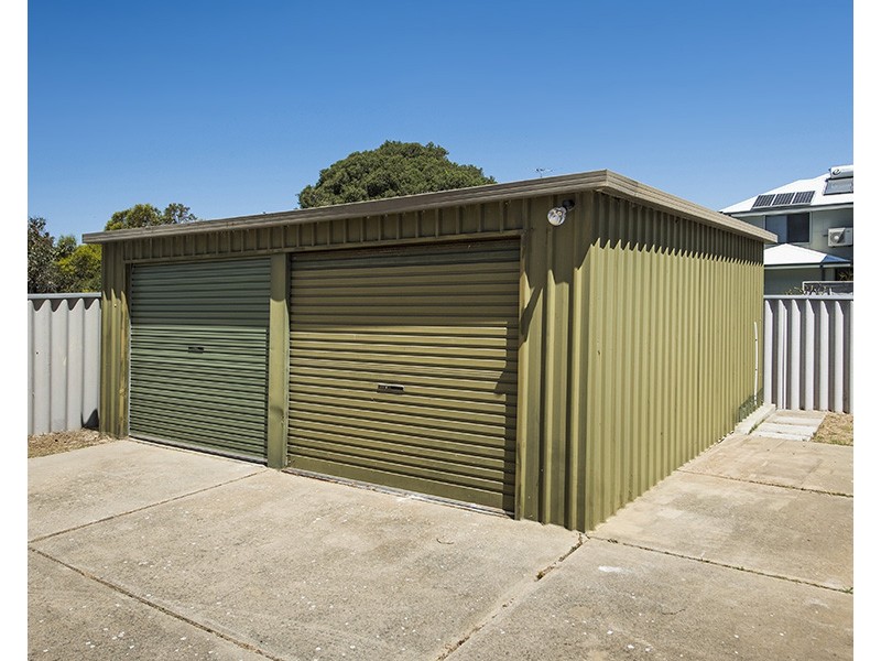 1 Pagoda Place, Madora Bay WA 6210
