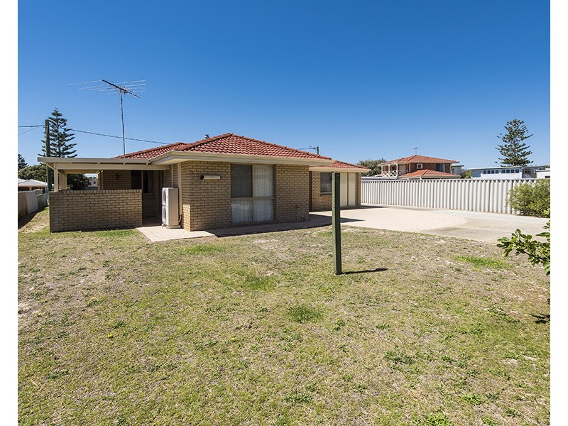 1 Pagoda Place, Madora Bay WA 6210