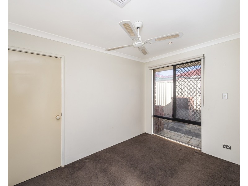 12 Summerlea Avenue, Meadow Springs WA 6210