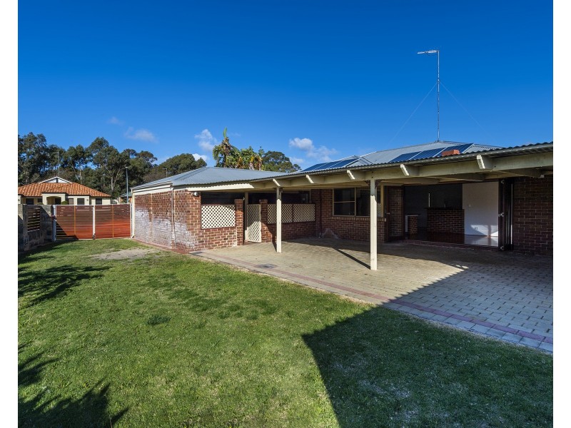 12 Summerlea Avenue, Meadow Springs WA 6210