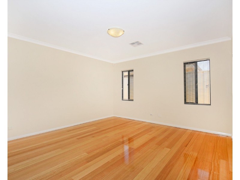 78B  Gibson Street, Mandurah WA 6210