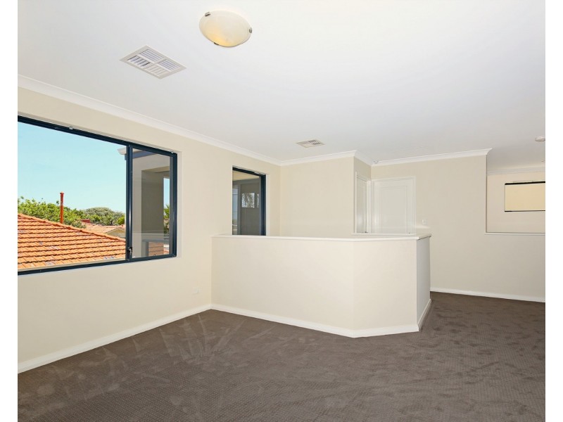 78B  Gibson Street, Mandurah WA 6210