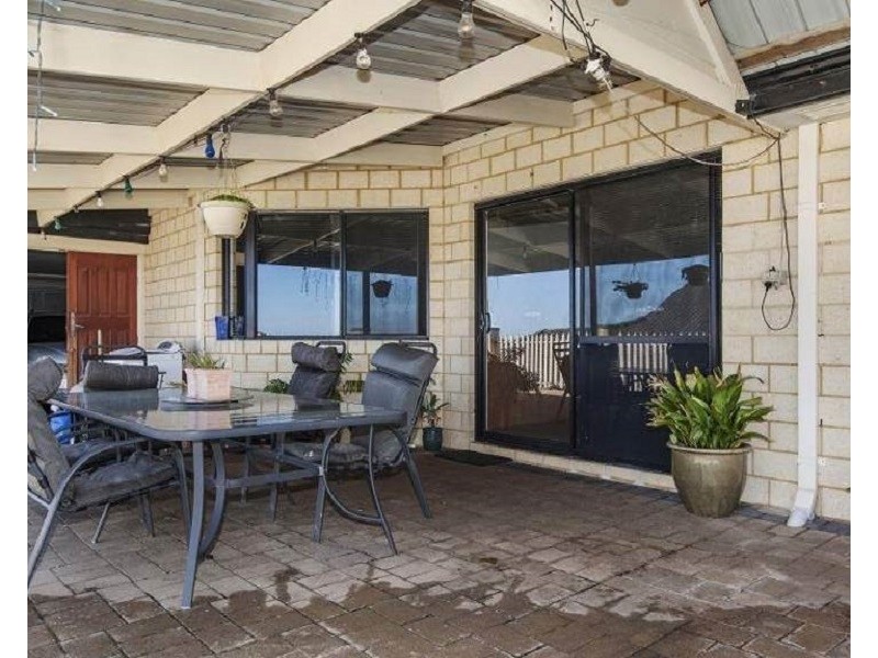 38 Cunderdin Loop, Dawesville WA 6211