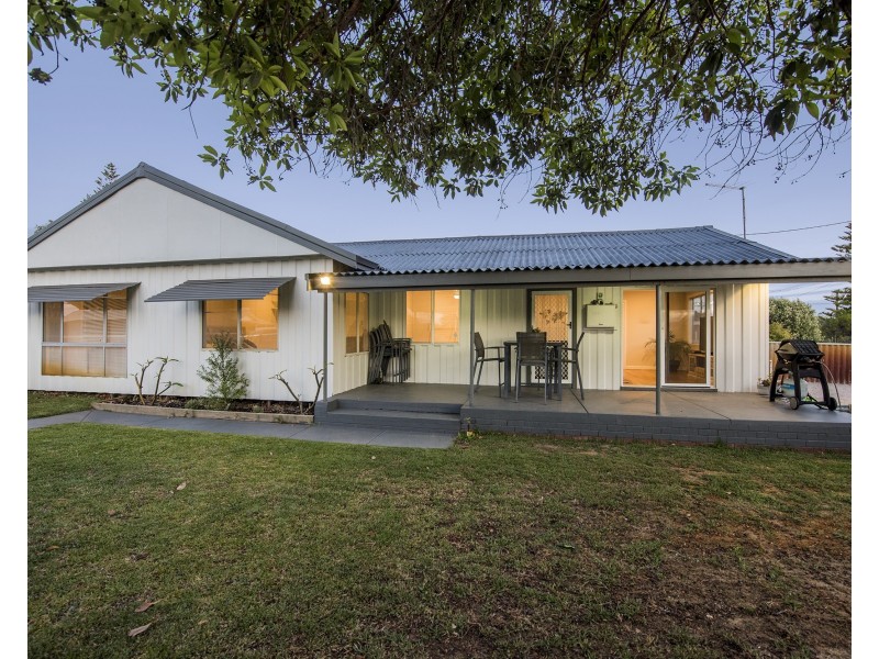 8 Vega Street, Falcon WA 6210