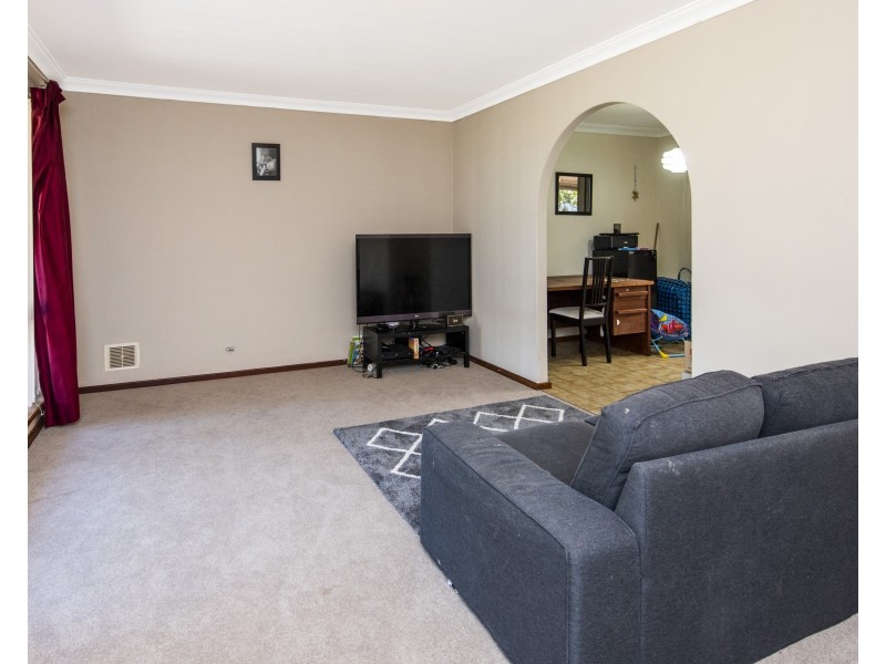 7 Brigadoon Close, Halls Head WA 6210