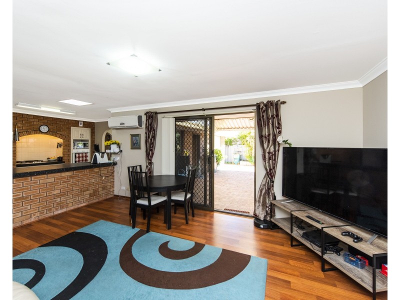 7 Brigadoon Close, Halls Head WA 6210