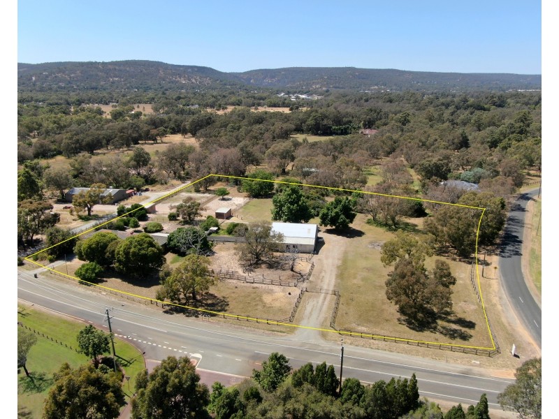 1406 Rowley Road, Wungong WA 6112