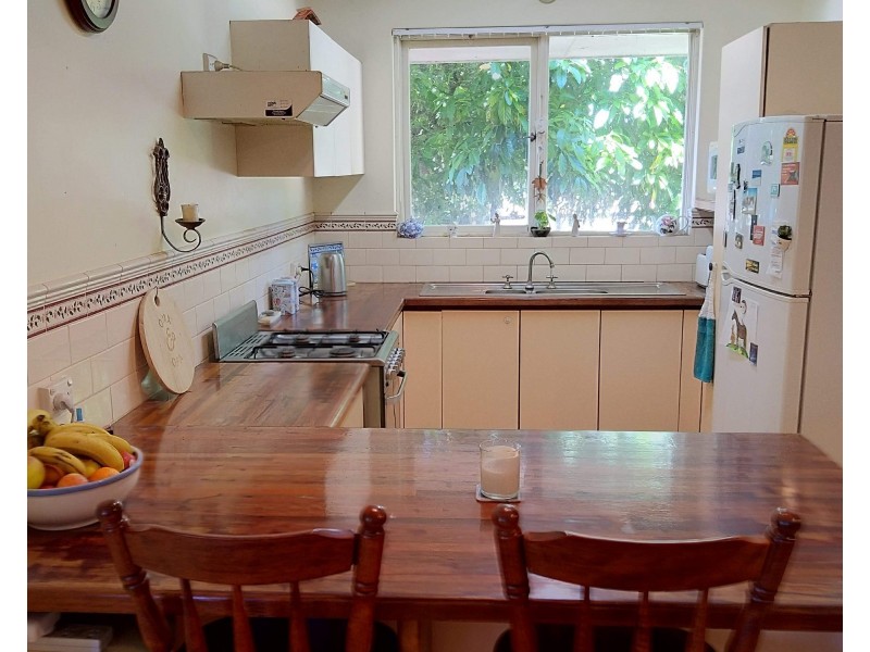 1406 Rowley Road, Wungong WA 6112