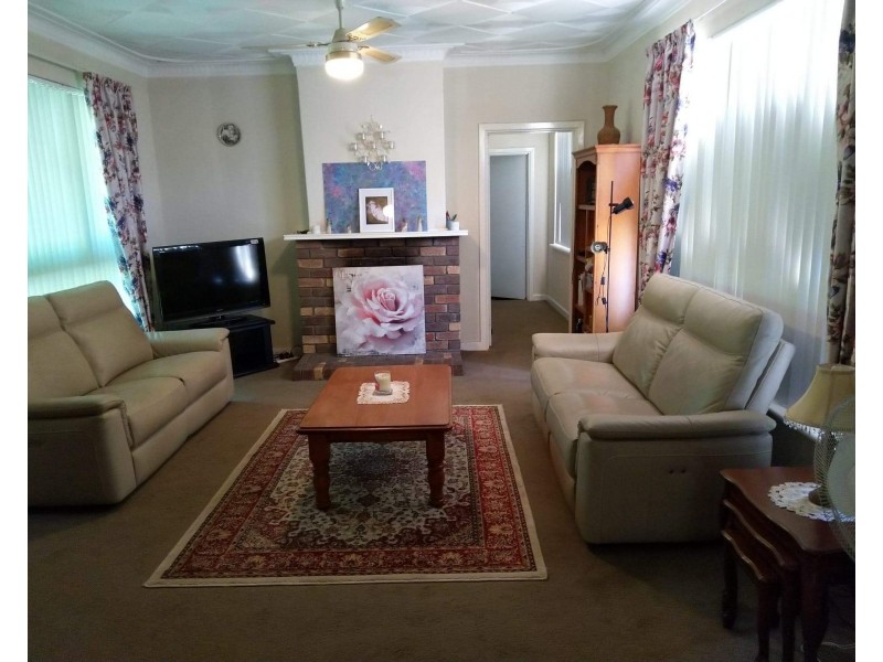 1406 Rowley Road, Wungong WA 6112