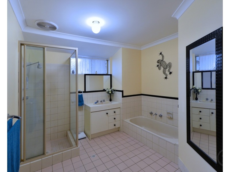 6 Lena Court, Greenfields WA 6210