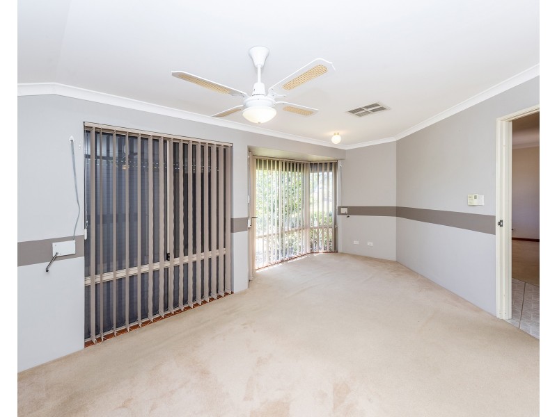 1 St Annes Terrace, Meadow Springs WA 6210