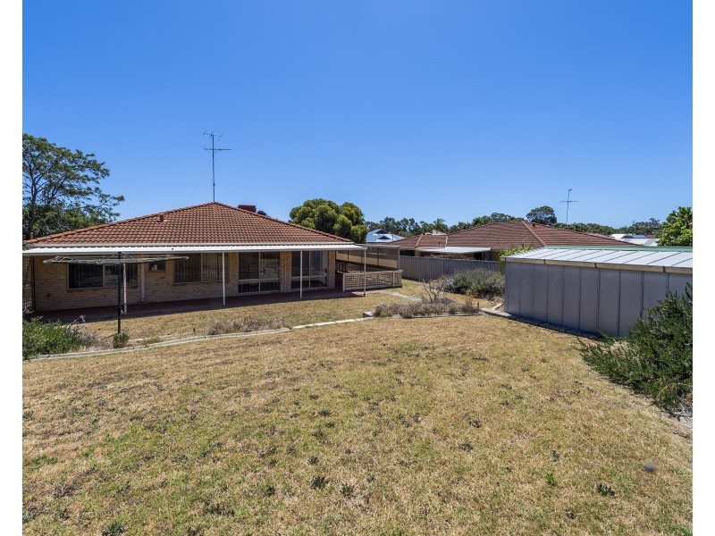 1 St Annes Terrace, Meadow Springs WA 6210