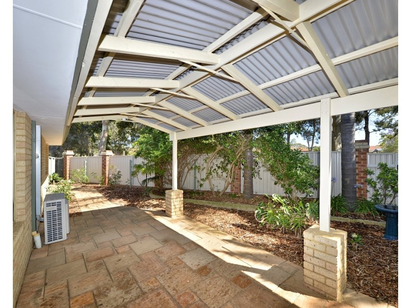 18 Crowthorn Cross, Erskine WA 6210