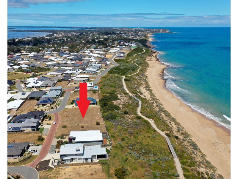 1 Cuprea View, Halls Head WA 6210