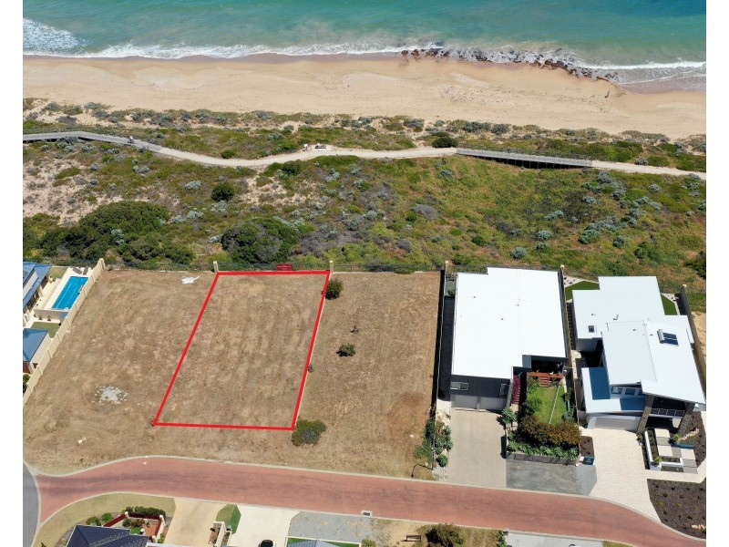 1 Cuprea View, Halls Head WA 6210