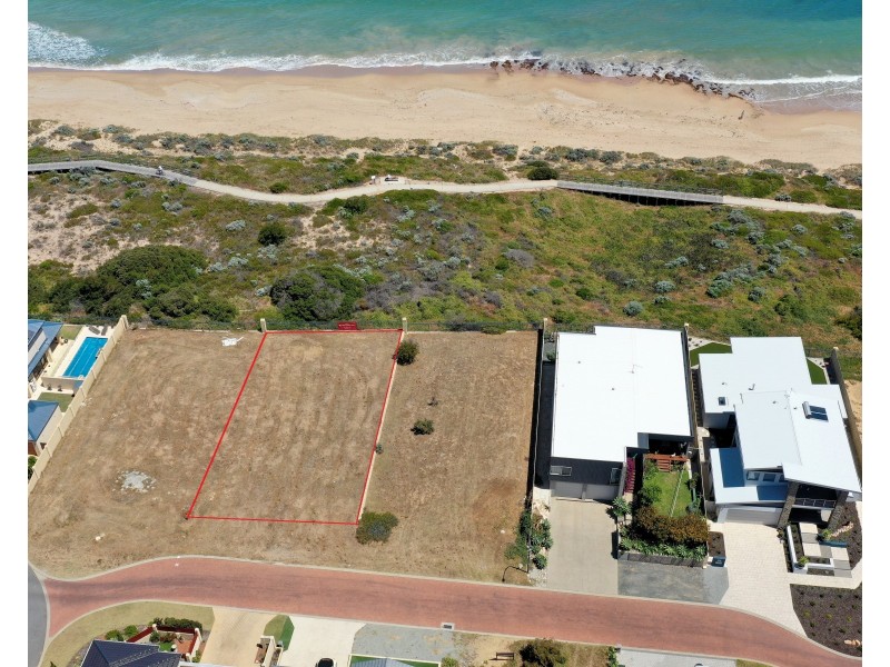 1 Cuprea View, Halls Head WA 6210