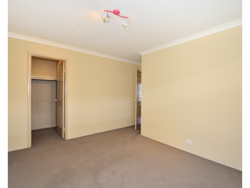 14 Trade Winds Retreat, Dudley Park WA 6210