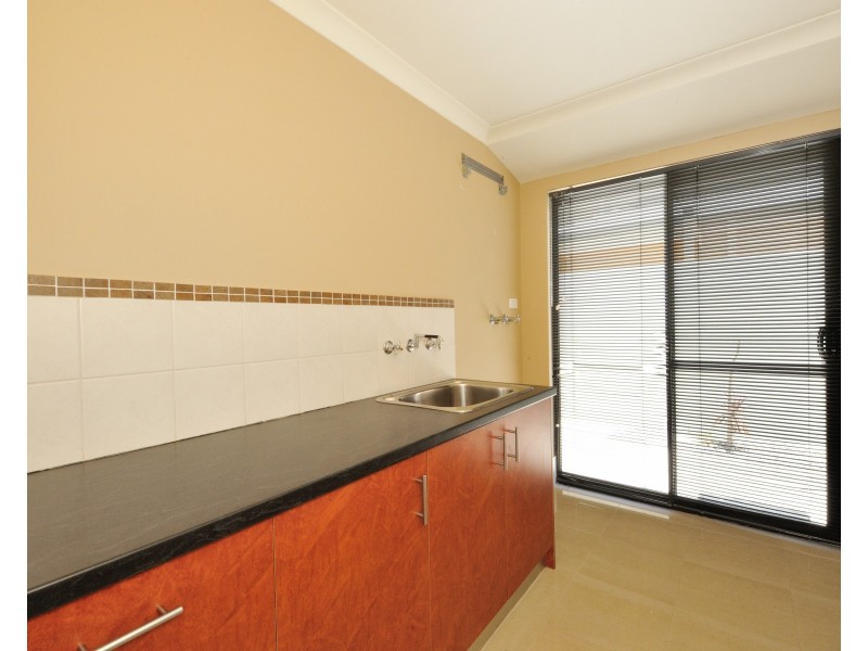 14 Trade Winds Retreat, Dudley Park WA 6210