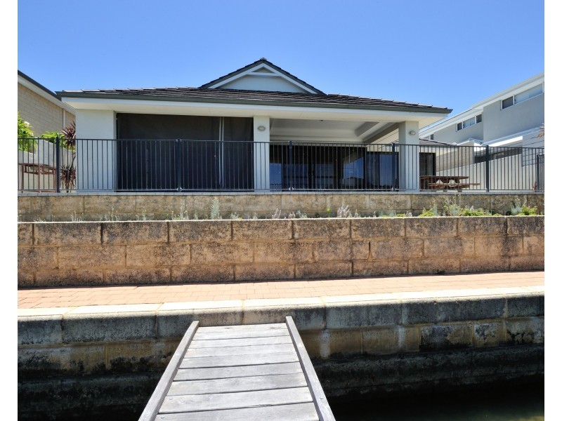 14 Trade Winds Retreat, Dudley Park WA 6210