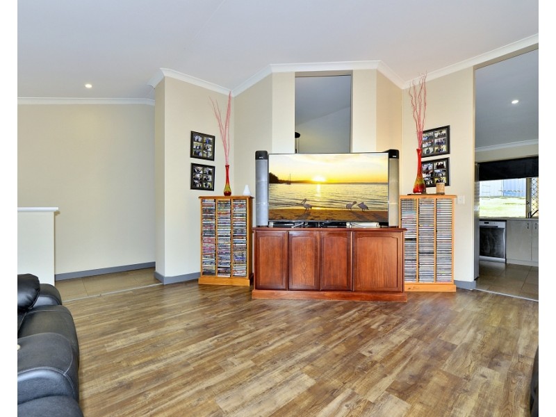 17 Amulla Court, Halls Head WA 6210