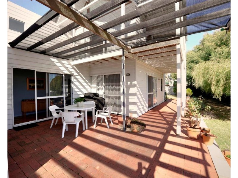 13 Selene Way, San Remo WA 6210