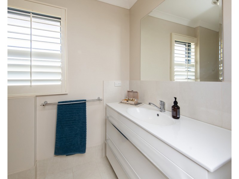 1/128 Ormsby Terrace, Mandurah WA 6210