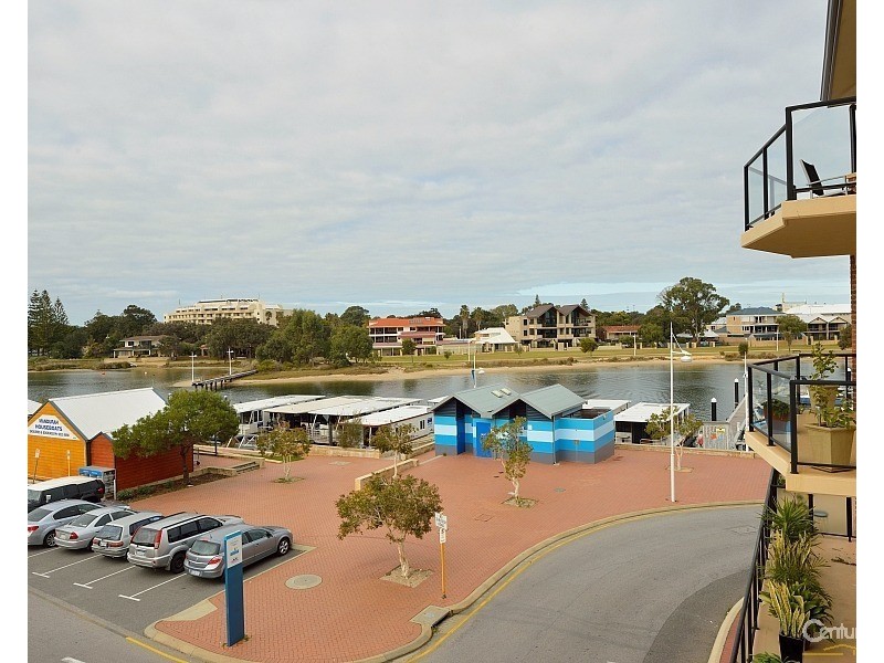 33/37 Dolphin Drive, Mandurah WA 6210