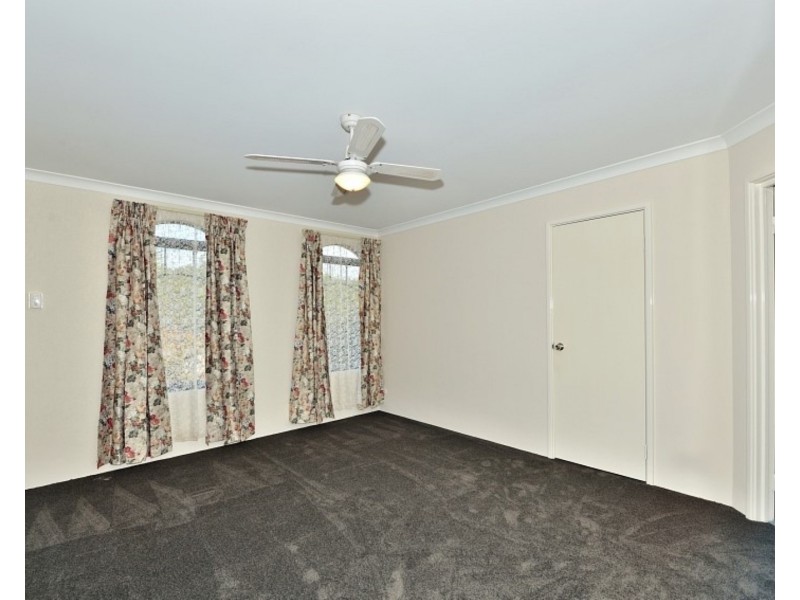 16 Jimjam Crescent, Ravenswood WA 6208