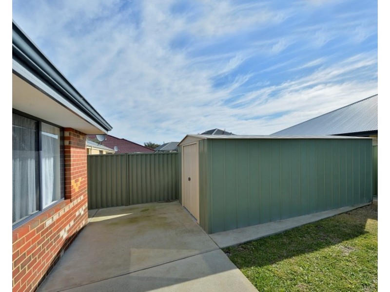 16 Jimjam Crescent, Ravenswood WA 6208