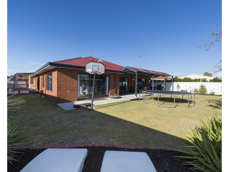 31 Coodanup Drive, Dudley Park WA 6210