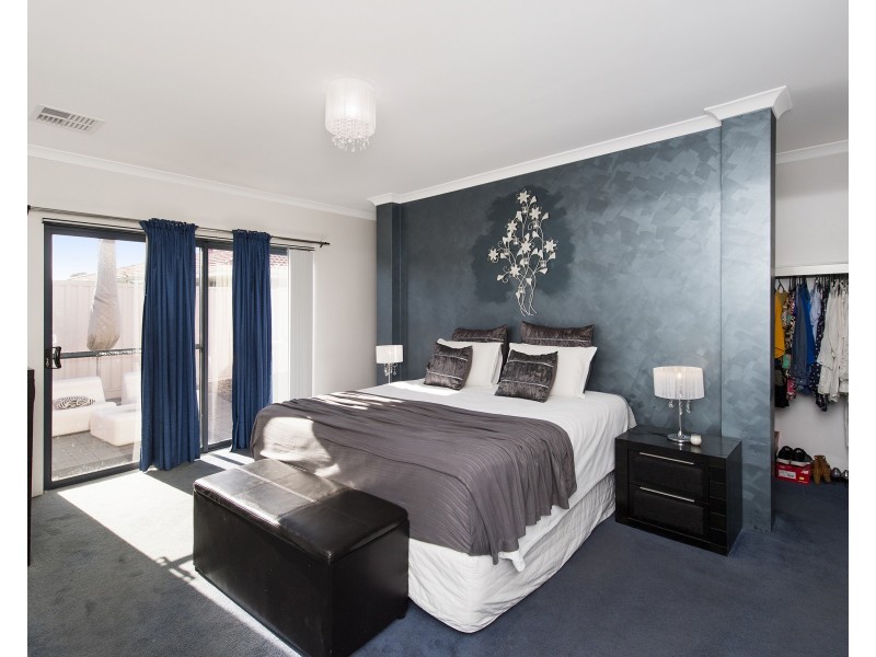 31 Coodanup Drive, Dudley Park WA 6210