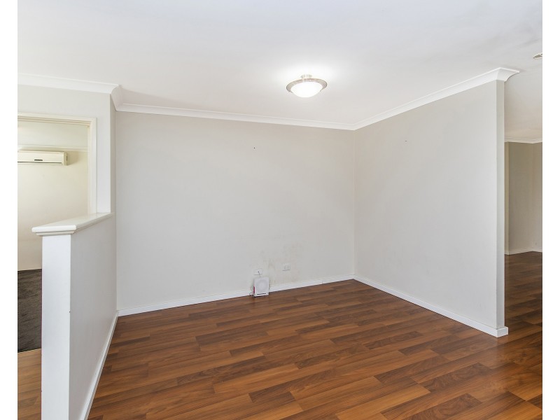 28 Muntries Place, Halls Head WA 6210