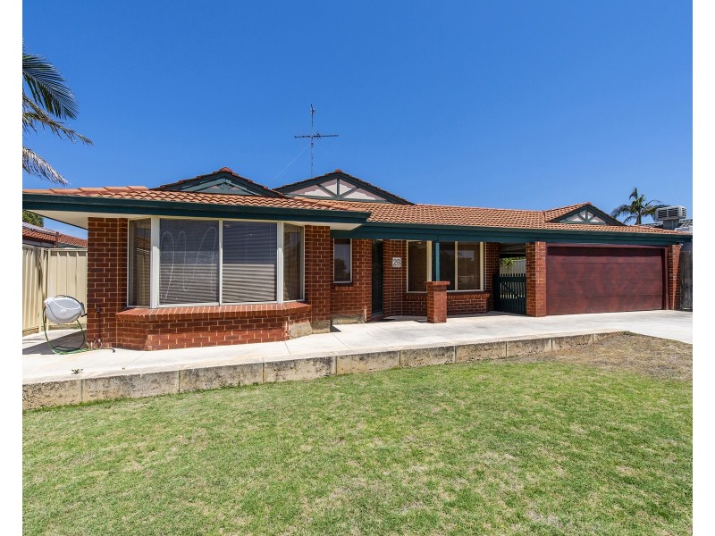 28 Muntries Place, Halls Head WA 6210