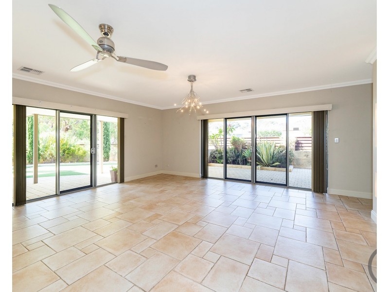 46 Camden Way, Meadow Springs WA 6210