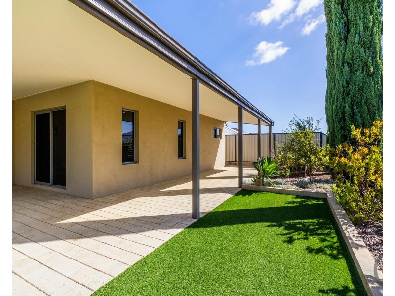 46 Camden Way, Meadow Springs WA 6210