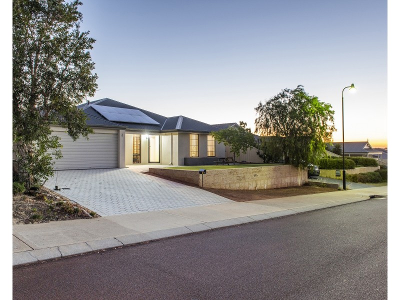 3 Woorabinda Rise, Lakelands WA 6180