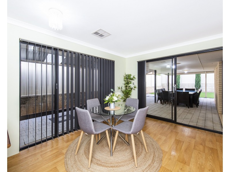 3 Woorabinda Rise, Lakelands WA 6180