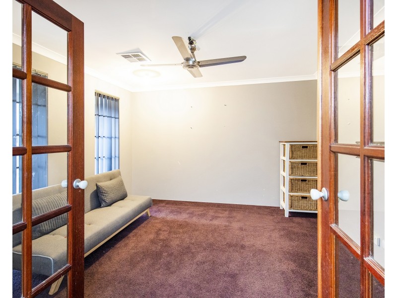 3 Woorabinda Rise, Lakelands WA 6180