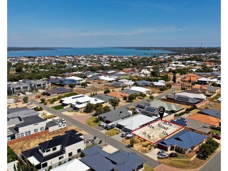 13 Beachport Way, Wannanup WA 6210
