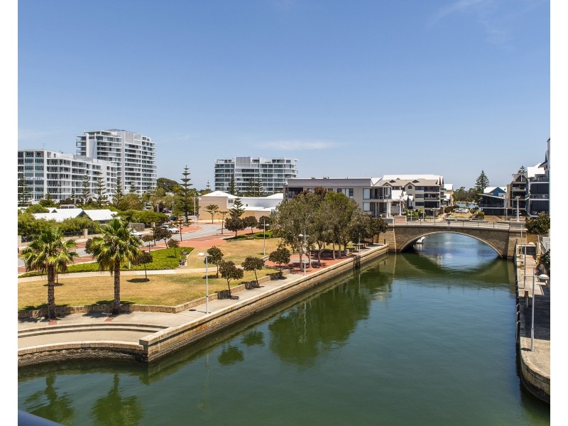 17/3 The Palladio, Mandurah WA 6210