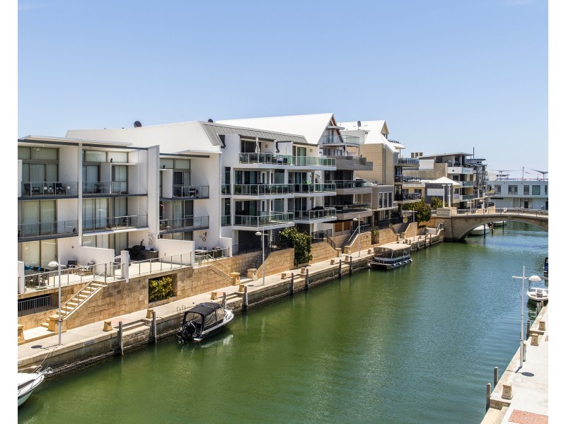 17/3 The Palladio, Mandurah WA 6210