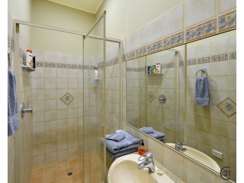 9 Picaroon Place, Halls Head WA 6210