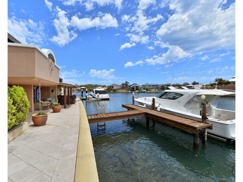 9 Picaroon Place, Halls Head WA 6210