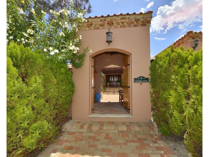 9 Picaroon Place, Halls Head WA 6210