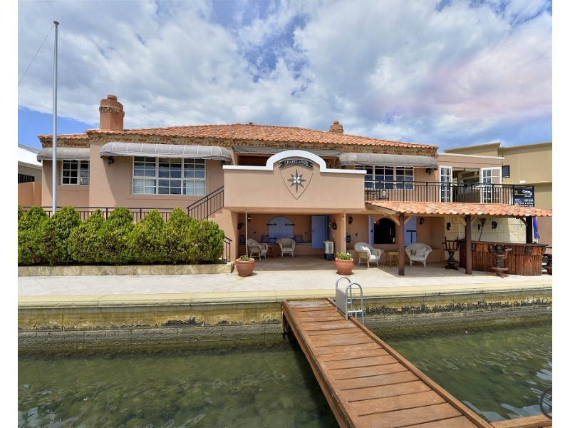 9 Picaroon Place, Halls Head WA 6210