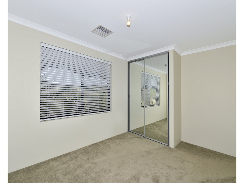 9 Bobtail Bend, Wannanup WA 6210