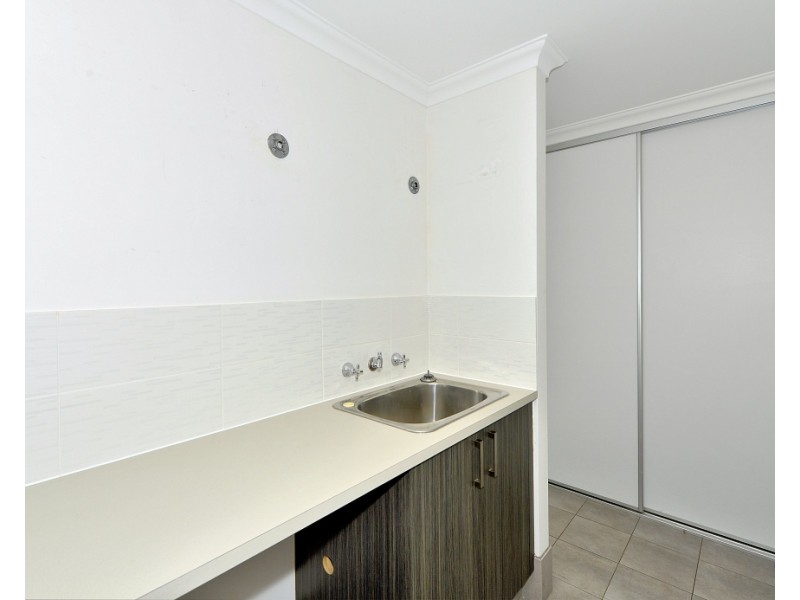 16 Salome Crescent, Lakelands WA 6180